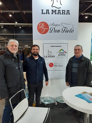 Expo Angus La Mara